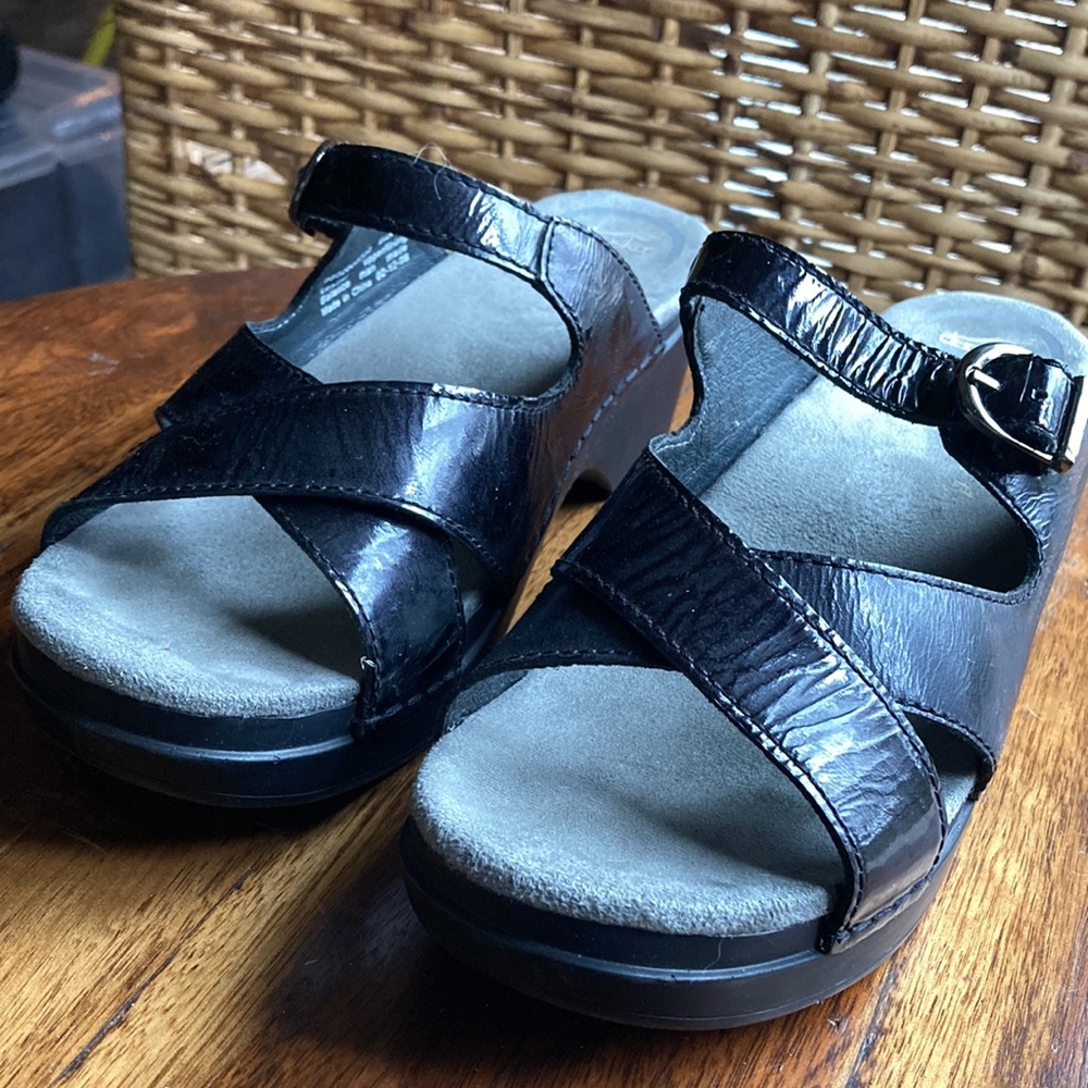 Dansko wedge sandals (sz 39)